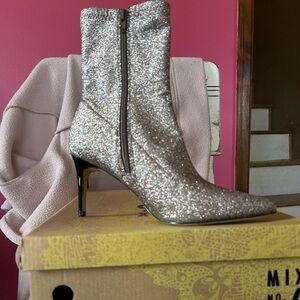 Glitter boots NWT 7.5